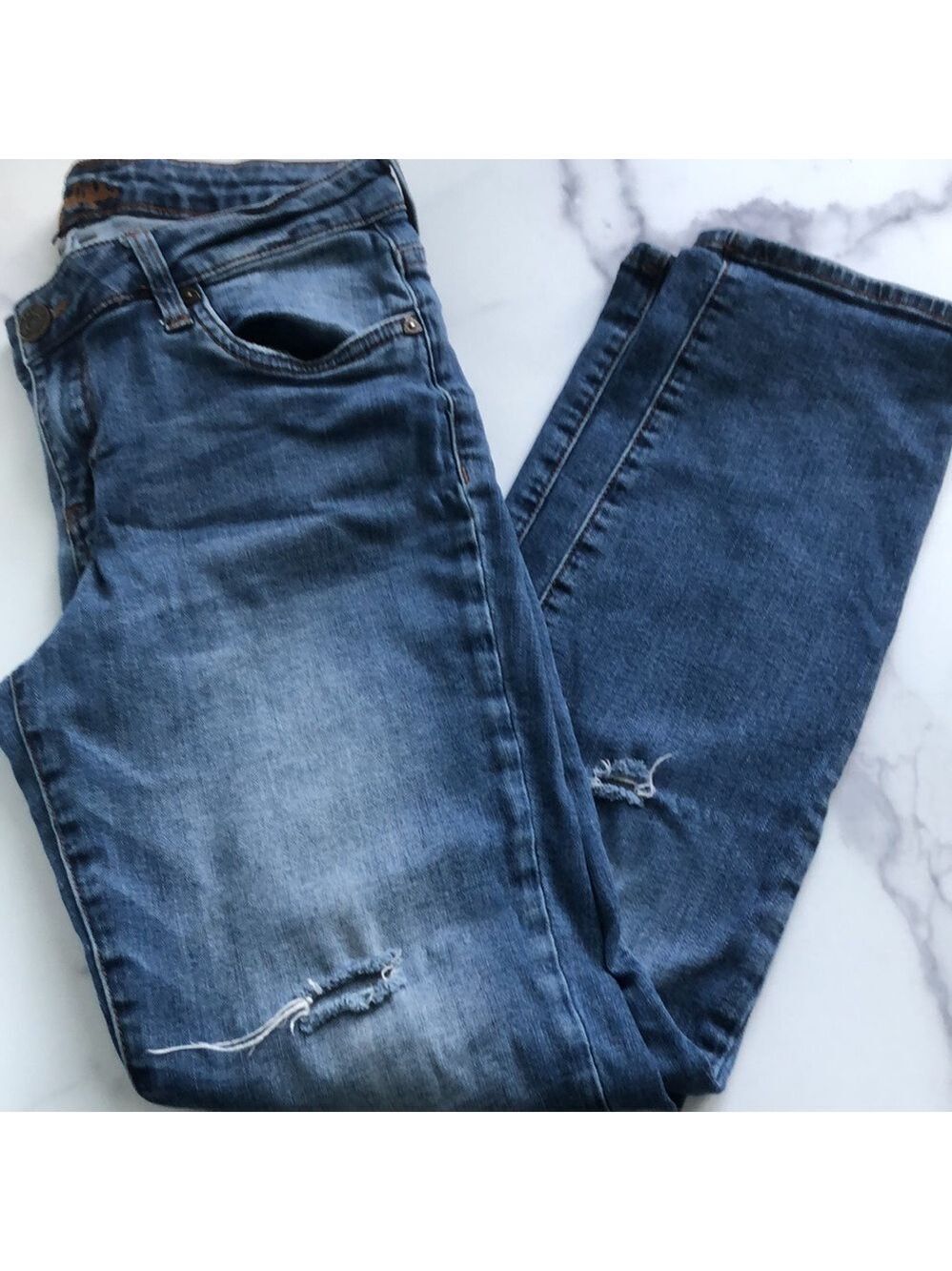 Kut From The Kloth Distressed Medium Wash Jeans Size 8
